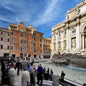 https://rent-in-rome-trevi-fountain-suite.it-romehotels.com